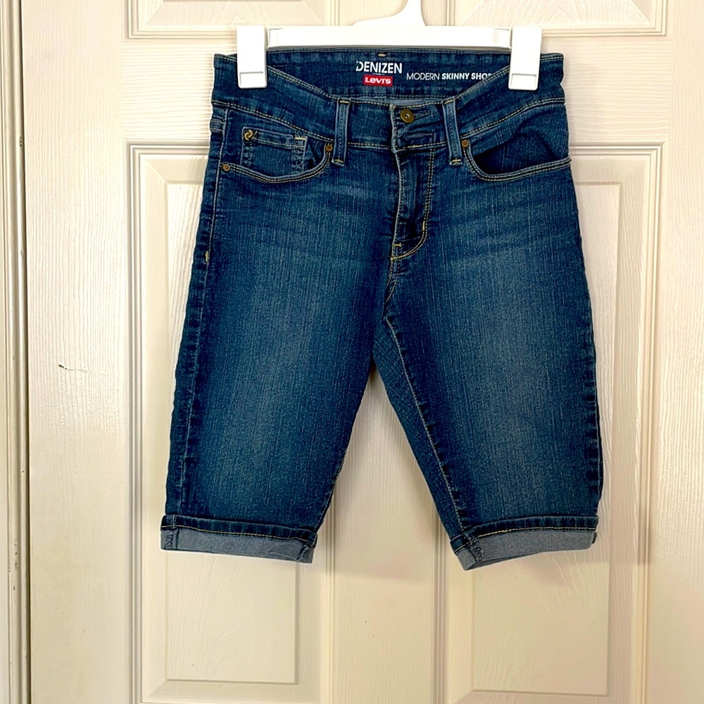Denizen From Levi’s Modern Skinny shorts